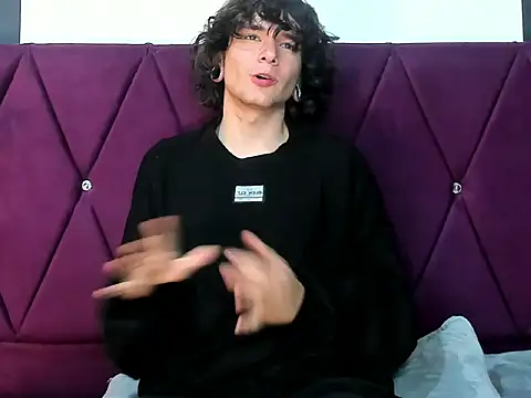 Blas_femous1 live cam on StripChat