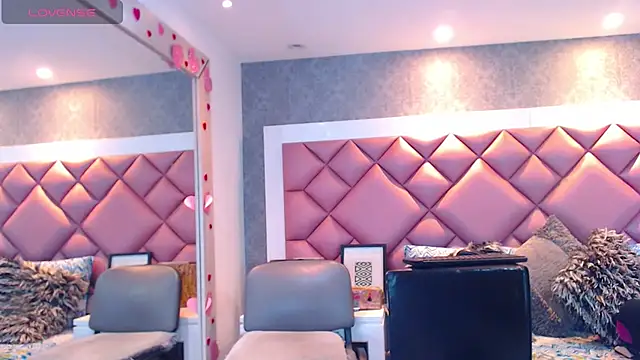 Thegreatonelady webcam