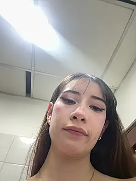 kloebunny live cam on StripChat