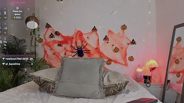 Sofia_Blosom webcam