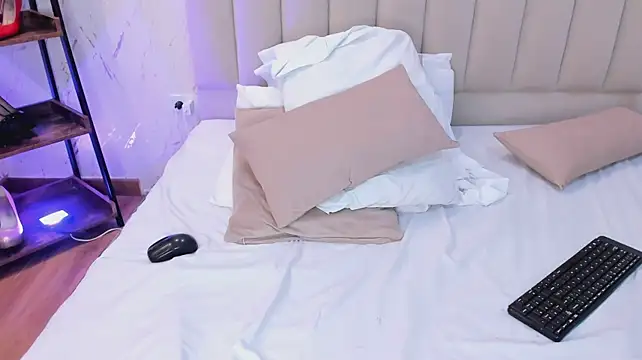 ViolettaRousee_ webcam