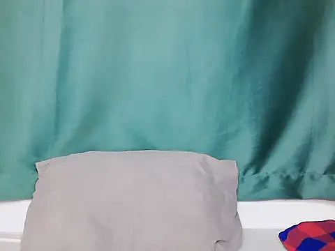 Queen_pretty3 webcam