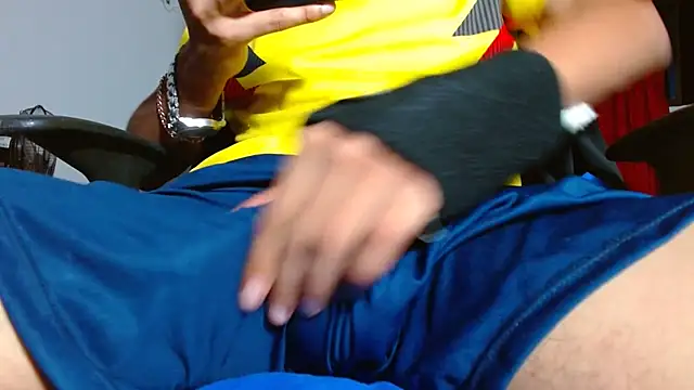 skinny23cm (Ask my age) - TOP XL BIG LOAD BIG DICK