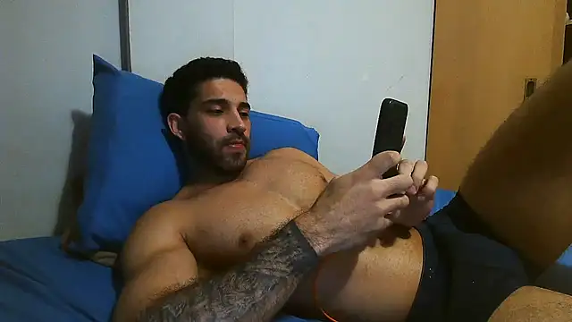 macho_fit (M young) - #beardy #bisexuals #brazilian #brunettes #cam2cam #dirty-talk #flashing #flexing #foot-fetish #handjob #handy #hd #masturbation #middle-priced-privates #muscular #orgasm #outdoor #portuguese-speaking #sexting #shower #small-audience #smoking #sph #striptease #white #young