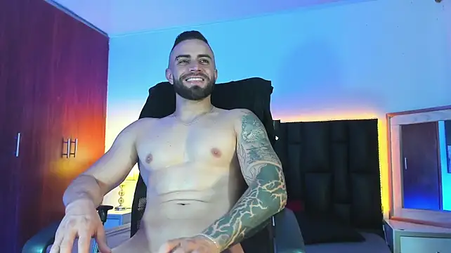 tony_goldstein (M young) - 🔥 Clothes off,