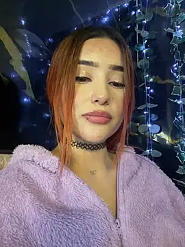 Ashly_cutee live cam on StripChat