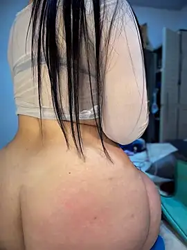 sarahballiston_ (F young) - FULL NAKED AND SQUIRT IN DOGGY STYLE