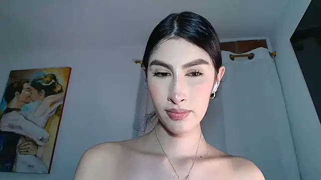 Model: valeria_gonzales_