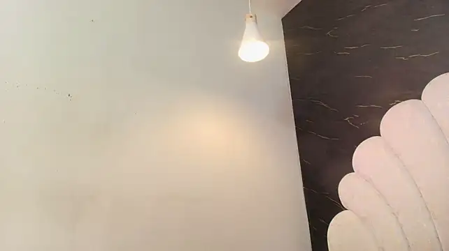 kissme_luna webcam