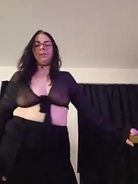 LilyOrion webcam