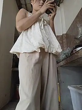 Linda-yiyi webcam