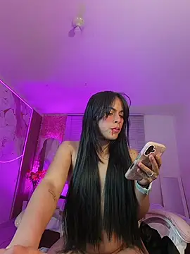 sophie_banks___ webcam
