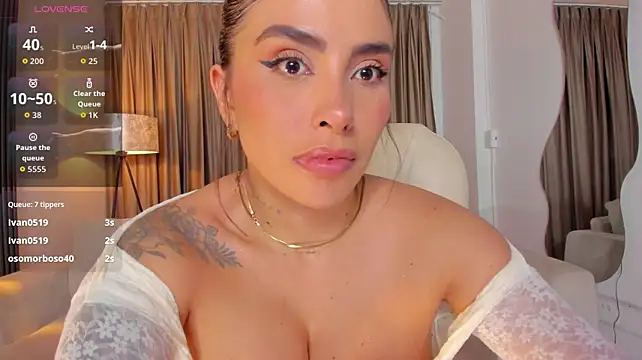 Sarah_Stone_
