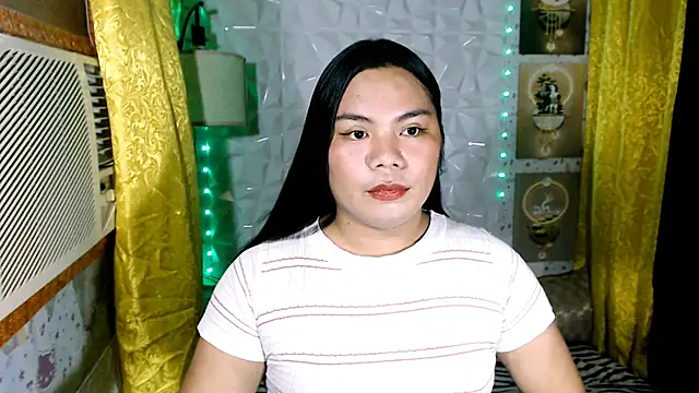 TSbrianaHugeCock live cam on StripChat