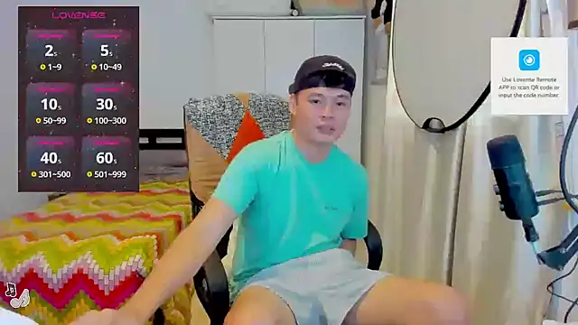 clarkdangerous live cam on StripChat