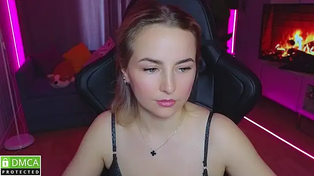 Mira_Mermayd webcam
