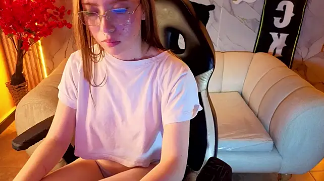 ginger_siren_tf webcam