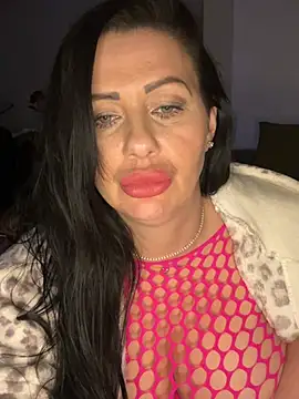 IRISWHITE17