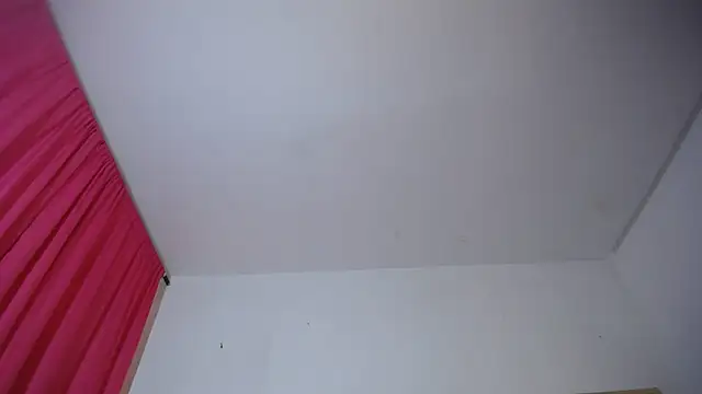 eylen_bigcock33's room