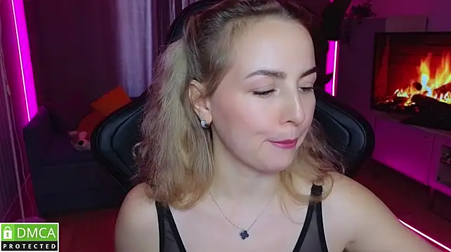 Mira_Mermayd webcam
