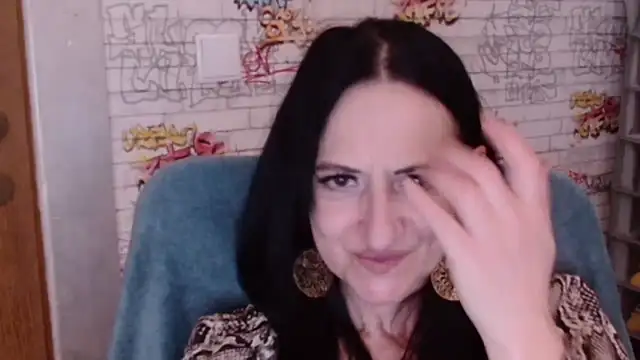 DebraMilf webcam
