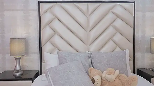 KikiiLove webcam