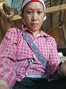 Linda-04 webcam