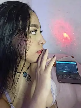 Nerobasta_ webcam