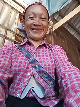 Linda-04 webcam