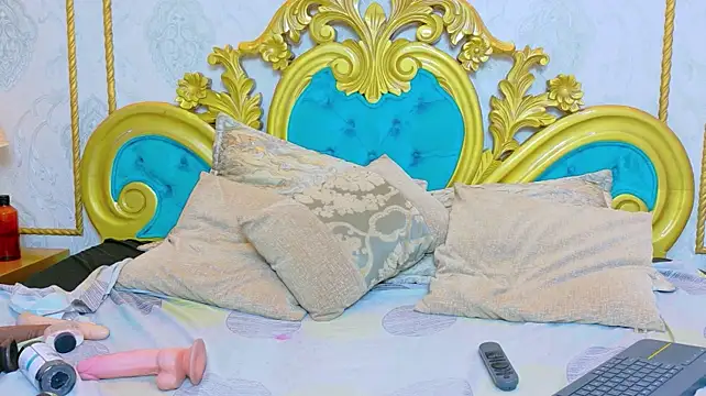 AnitaHeart webcam