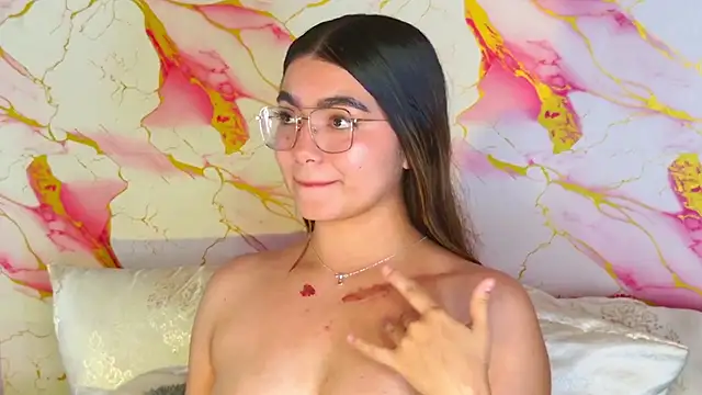 julisaenz webcam