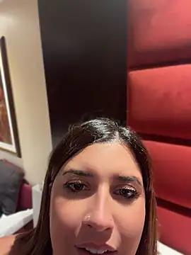 Novababy18 live cam on StripChat