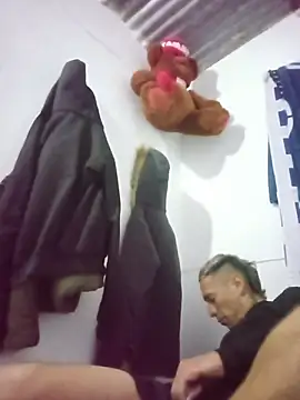 Elmono__1 webcam
