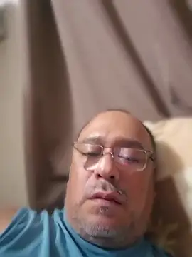 XXBugsxX live sex cam