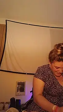 BettyandGold live sex cam
