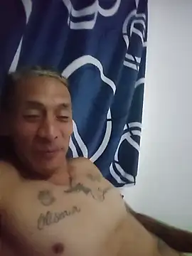 Elmono__1 webcam
