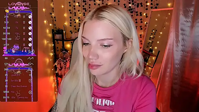 AnyaTaylor_ webcam