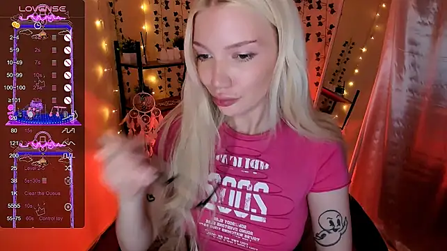AnyaTaylor_ webcam