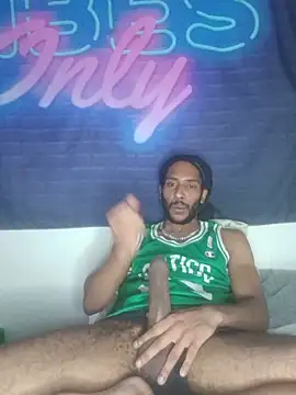 Mikaaa97 live cam on StripChat