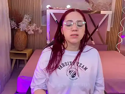 ANNE_TAY1