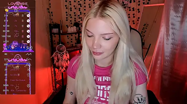 AnyaTaylor_ live cam on StripChat