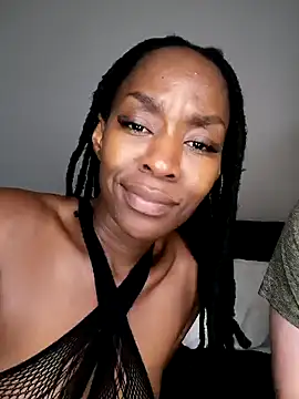 chocolatehotwife live sex cam