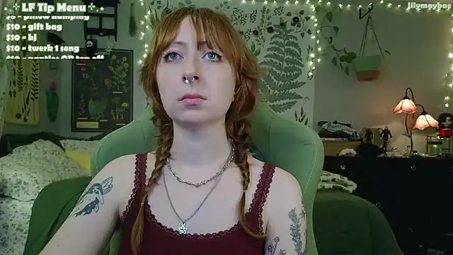 LilyMayBae webcam