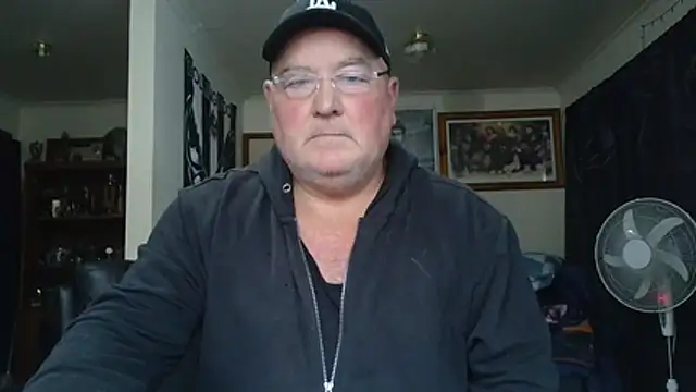 KINKYBLUEYES69 webcam