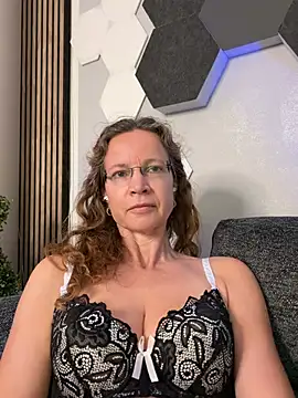 AnnikaRose
