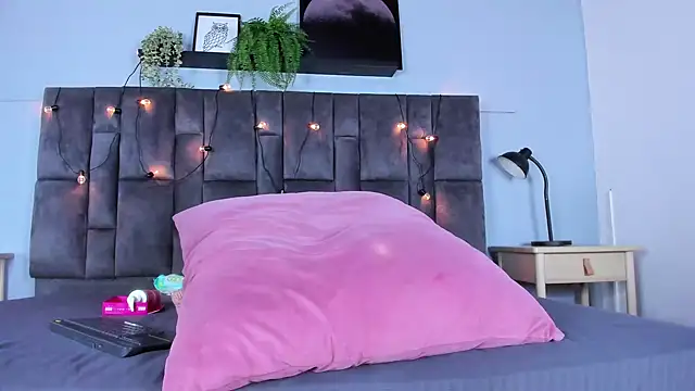 DulceAurora__ webcam