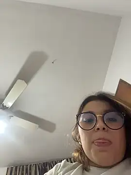 baddieasiantv webcam