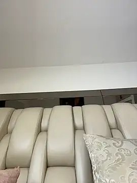 ALISSON_FOXXX1