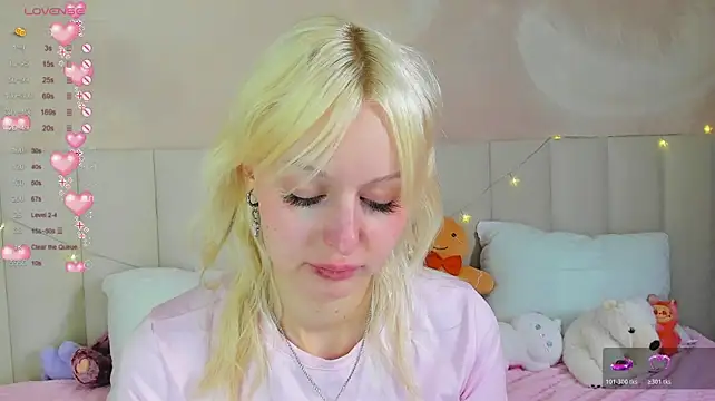 AdeleSilvy webcam
