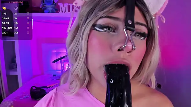 miss___megan webcam